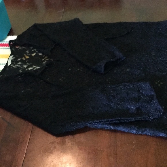 Lace long sleeve top - Picture 2 of 8